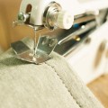 Máy khâu mini cầm tay máy vá tiện dụng cho gia đình N258