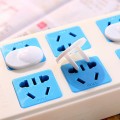 Combo 30 nút bịt ổ điện nhỏ gọn an toàn N303, 2 chân