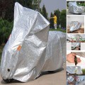 Bạt trùm xe máy tráng nhôm 3 lớp có phản quang P127