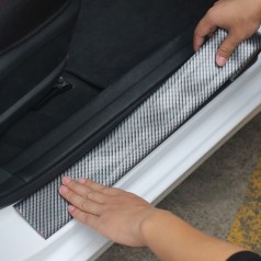 Miếng dán chống xước ô tô chất liệu cao su mạ cacbon cao cấp P175,  Bản rộng 5cm (dài 1m)