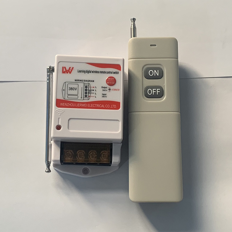 Công tắc điều khiển từ xa công suất lớn có học lệnh BA975