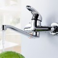 Vòi rửa bát, chén có nóng lạnh cắm tường kèm đôi chân rồng chữ Z BA1142