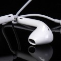 Tai nghe có dây iphone chân Lightning