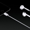 Tai nghe có dây iphone chân Lightning