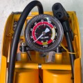Bơm chân có đồng hồ Tolsen 65510