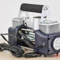 Bơm lốp xe hơi 2 xi lanh Makute MAC1202