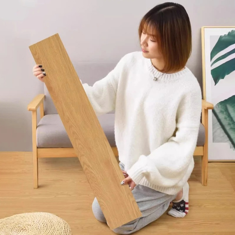 Miếng nhựa lót sàn giả vân gỗ AIODIY sang trọng BA1304