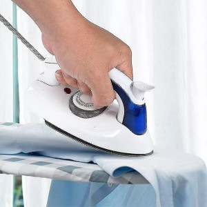 Bàn là hơi nước du lịch mini gấp gọn tiện lợi BA2035